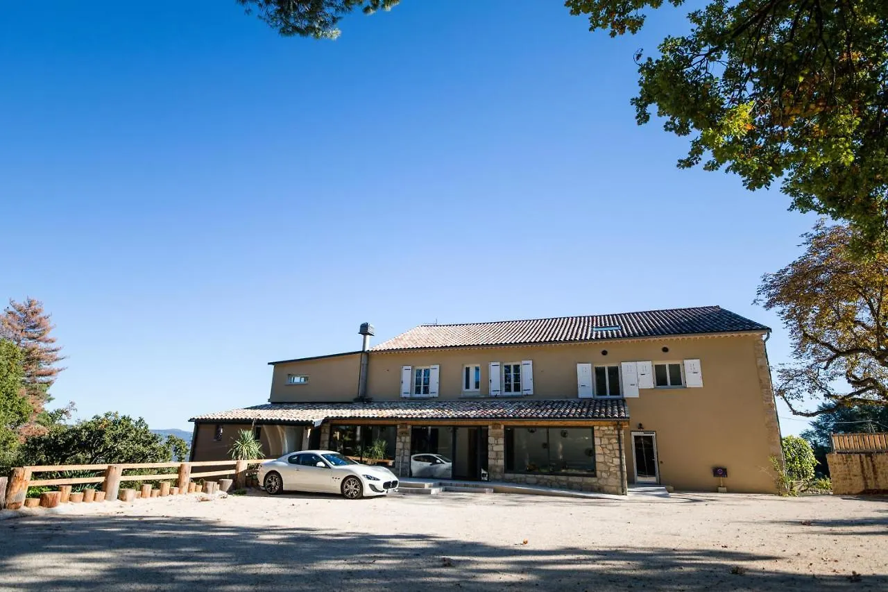 فندق Domaine De La Pinede أوبينا 2*,